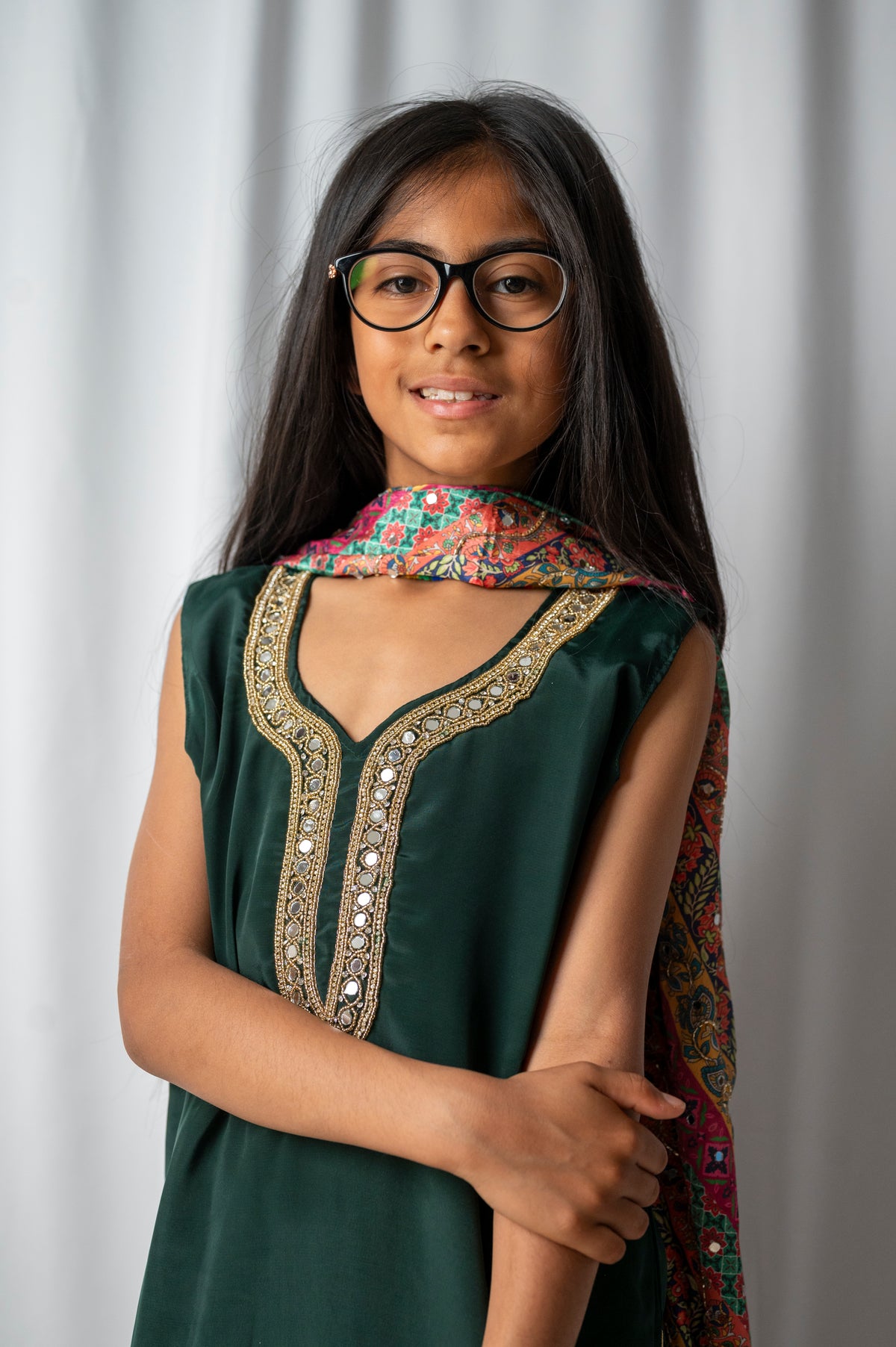 Girls Bottle green Punjabi Suit – Kids Pakistani Patiala Salwar Kameez with Colourful Dupatta – Eid Outfitkbc018c1