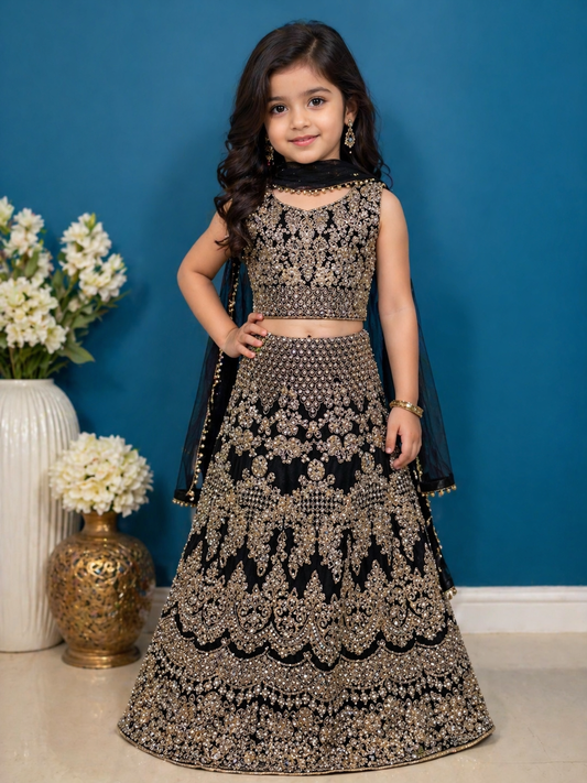 SUNEHRIPARI IN BLACK 4-9 YRS KMO002C13