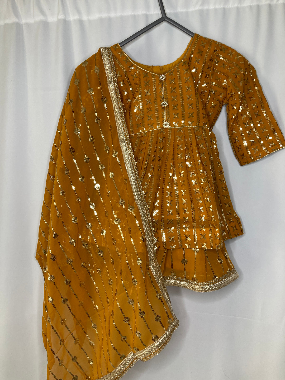 Girls mustard Gharara Suit – Kids Pakistani Eid Outfit – Traditional Party Wear for Toddlers & Girls kb013c2