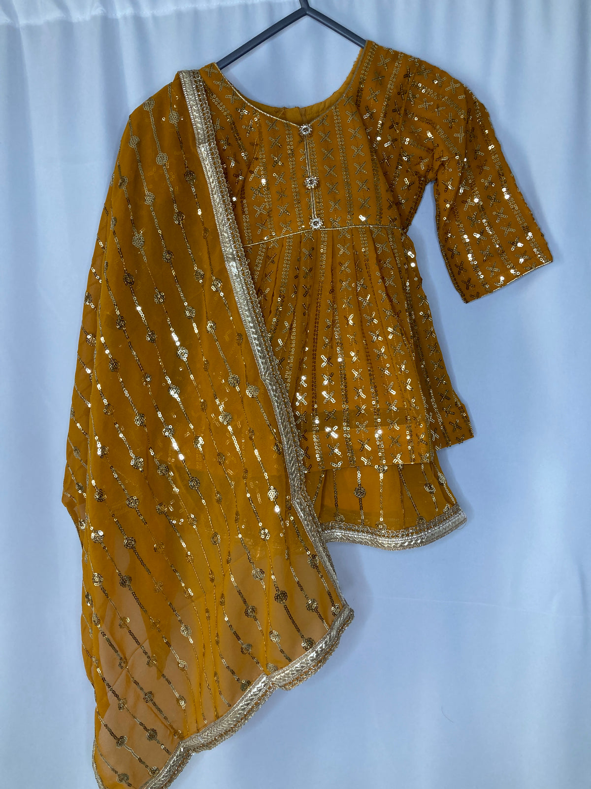 Girls mustard Gharara Suit – Kids Pakistani Eid Outfit – Traditional Party Wear for Toddlers & Girls kb013c2