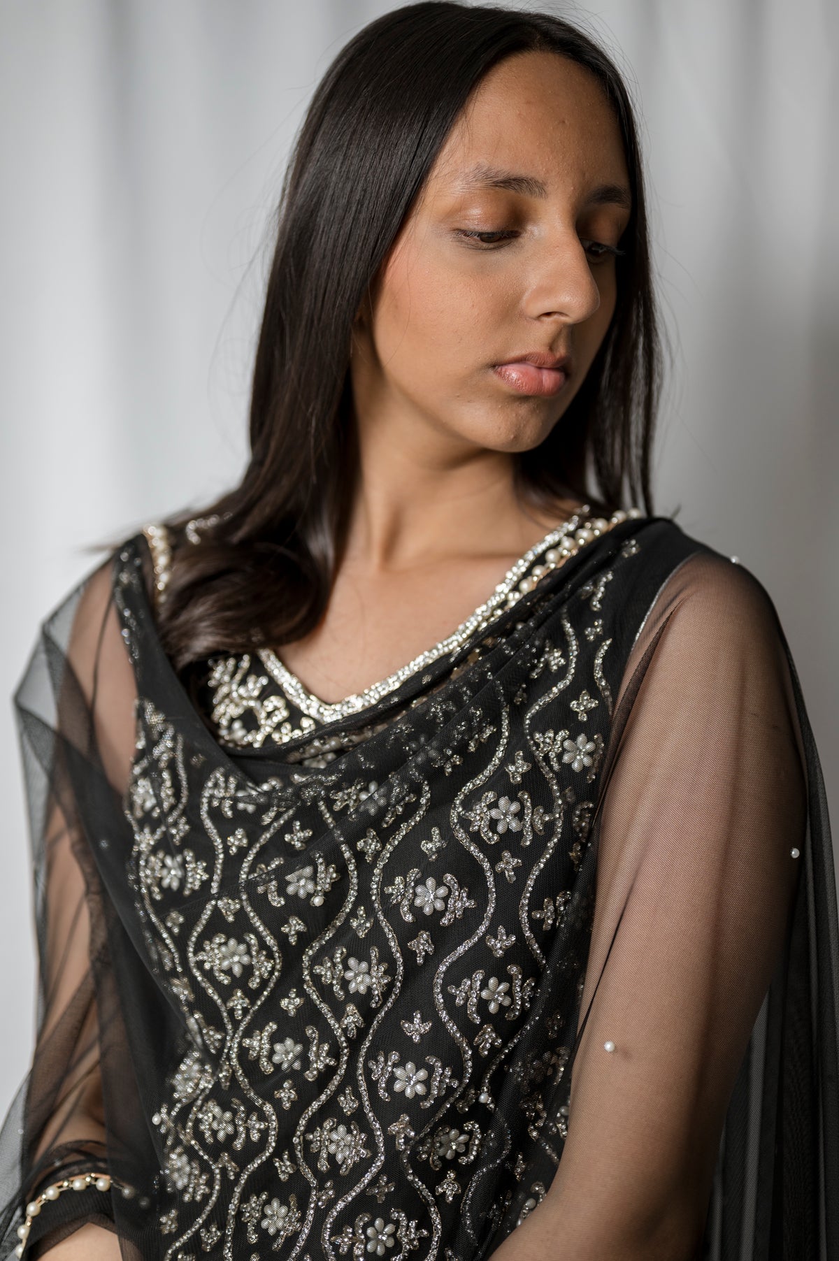 Black Indian Pakistani Suit for Women – Embroidered Salwar Kameez – Elegant Eid & Party WearME014C0