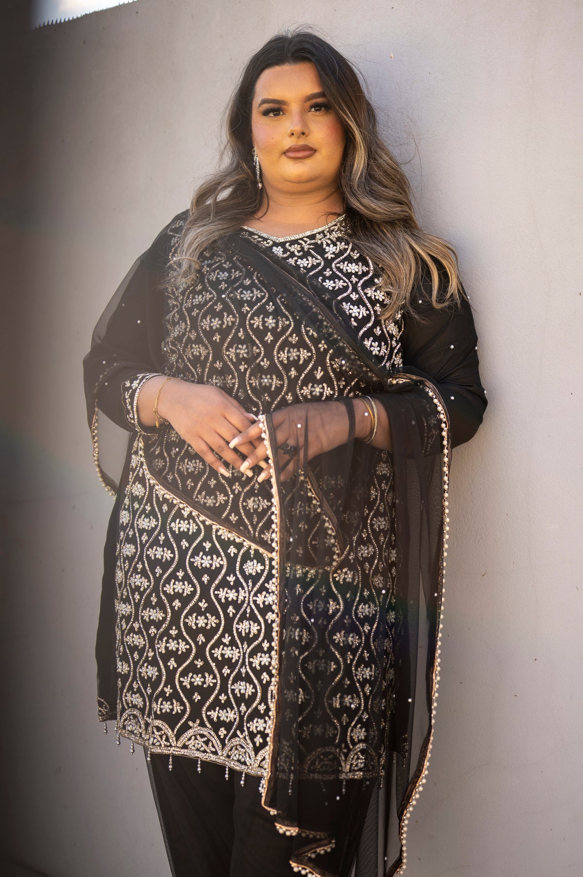 Plus Size Black Pakistani Suit for Women – Embroidered Salwar Kameez Party Wear Outfit ME014C0